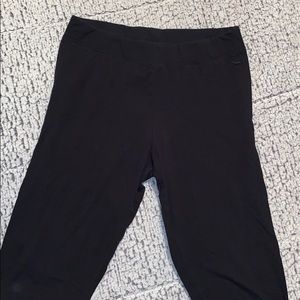 PINK CROPPED LEGGINGS